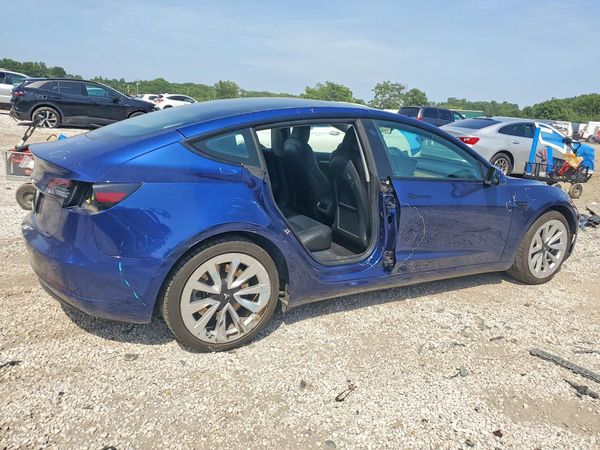 2022 TESLA MODEL 3