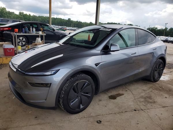 2026 TESLA MODEL Y