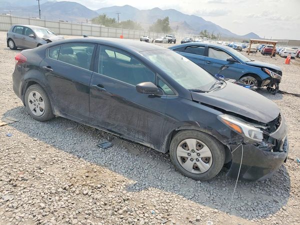2017 KIA FORTE LX Popular, S