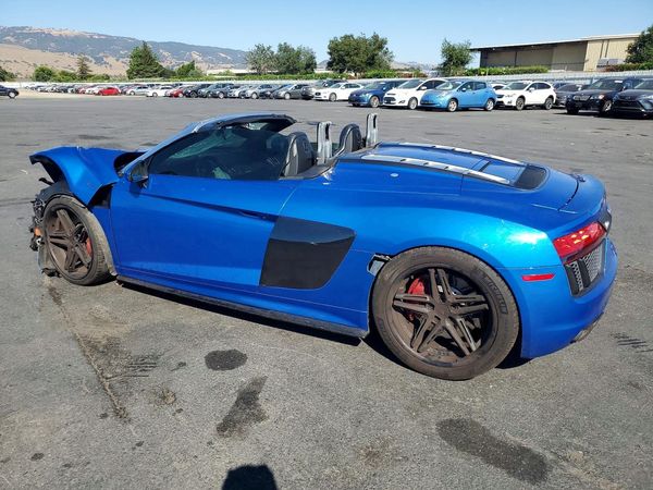 2017 AUDI R8
