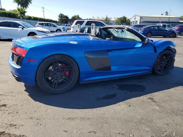 2017 AUDI R8