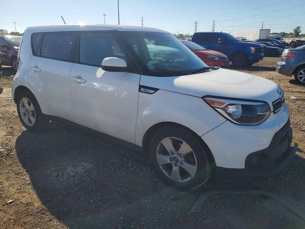 2019 KIA SOUL Base