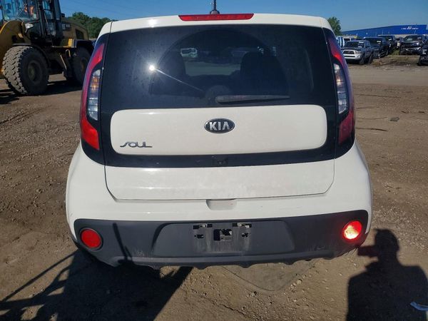 2019 KIA SOUL Base