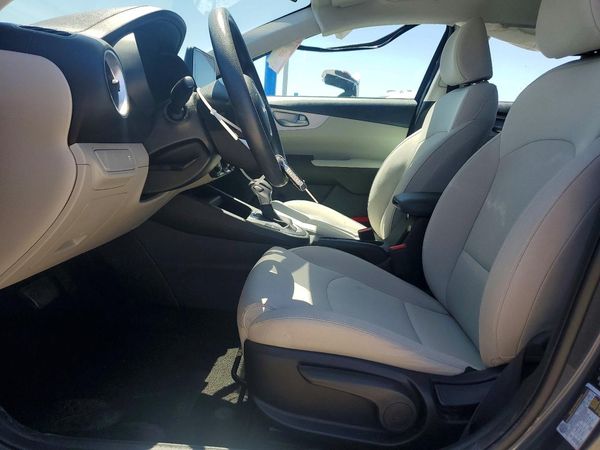 2022 KIA FORTE FE, LXS