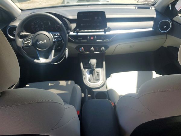 2022 KIA FORTE FE, LXS