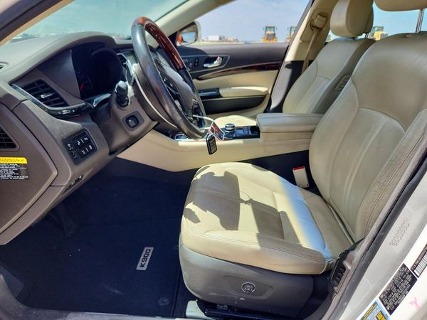 2016 KIA K900