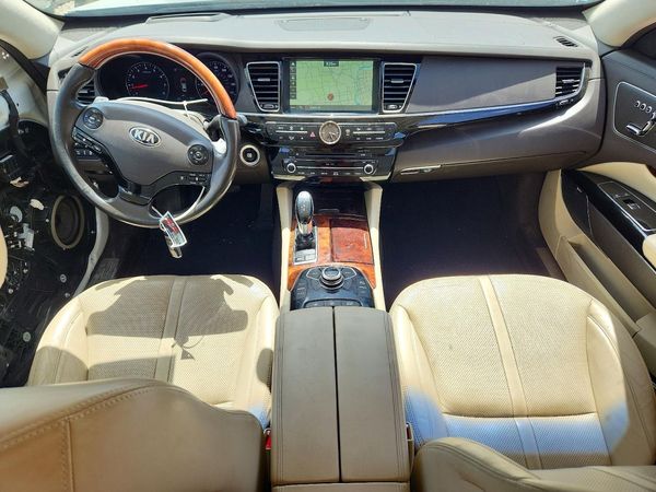 2016 KIA K900