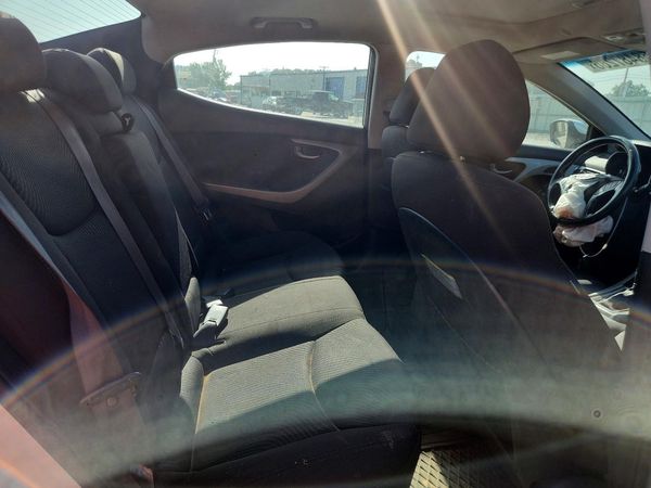 2016 HYUNDAI ELANTRA