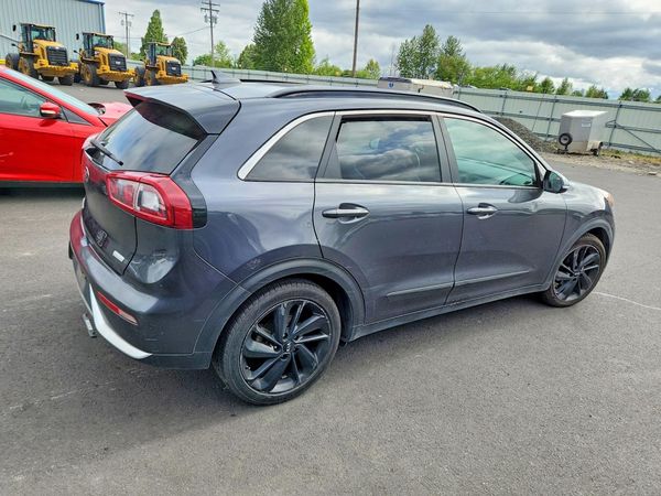 2018 KIA NIRO