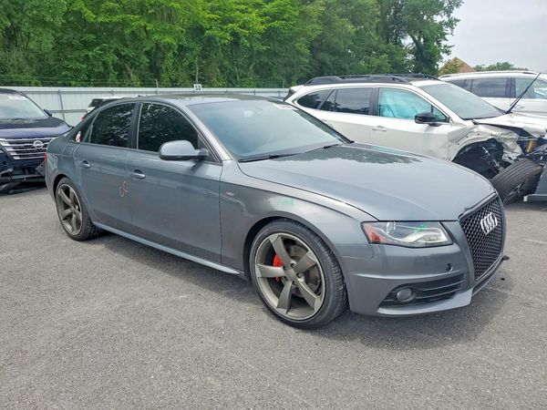 2012 AUDI A4 quattro Prestige