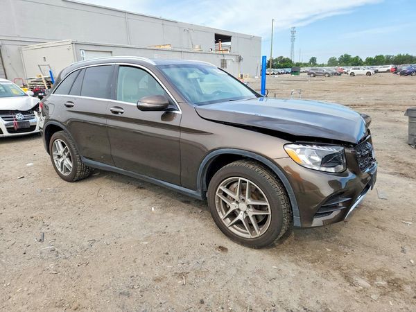 2016 MERCEDES-BENZ GLC GLC300 Base-4M