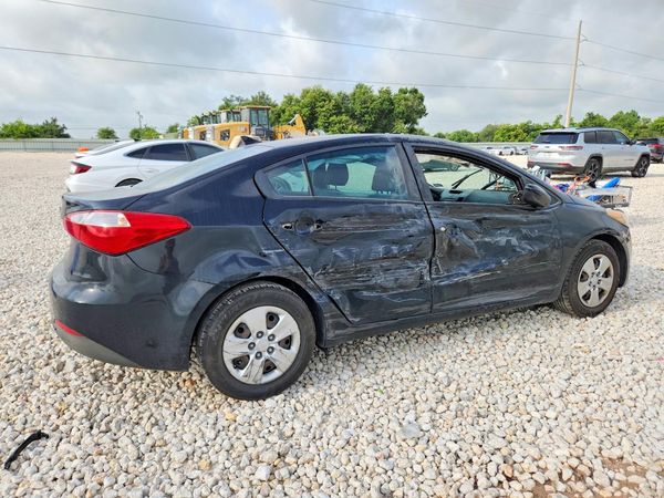 2015 KIA FORTE