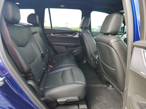 2024 CADILLAC XT6 Premium Luxury