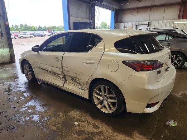 2015 LEXUS CT 200h
