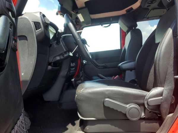 2017 JEEP WRANGLER SAHARA 4X4