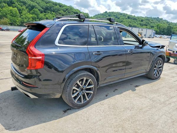 2019 VOLVO XC90