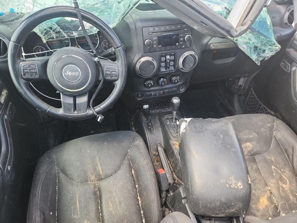 2016 JEEP WRANGLER UNLIMITED SPORT 4X4