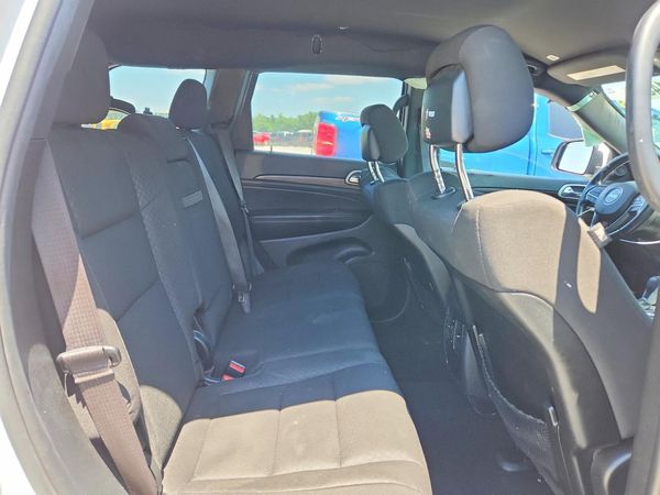 2021 JEEP GRAND CHEROKEE Laredo