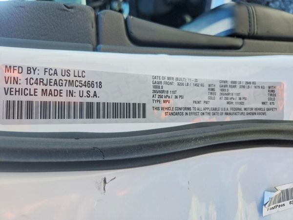 2021 JEEP GRAND CHEROKEE Laredo