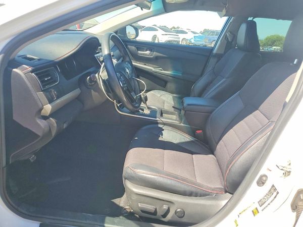 2017 TOYOTA CAMRY LE/SE/XLE/XSE — DENT