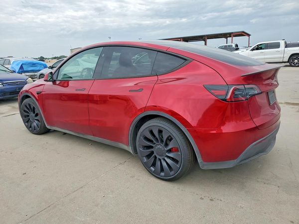 2024 TESLA MODEL Y