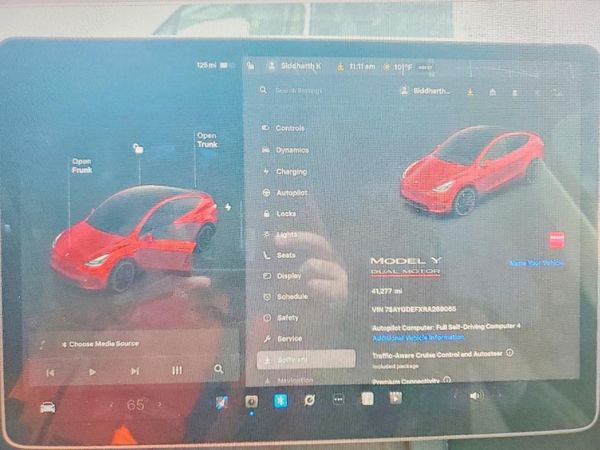 2024 TESLA MODEL Y
