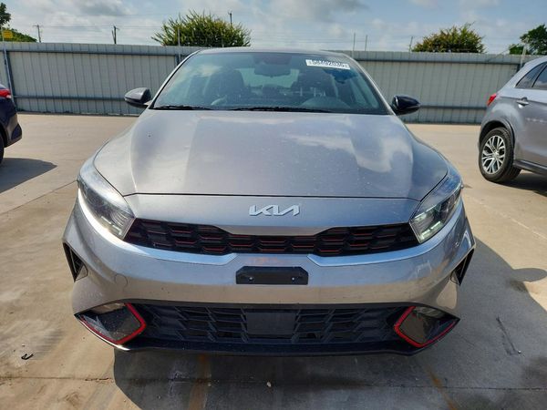 2024 KIA FORTE GT Line