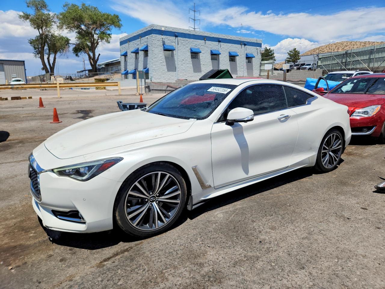 2021 INFINITI Q60 LUXE