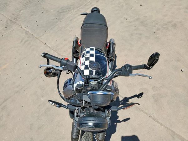 2024 MOTO GUZZI V7