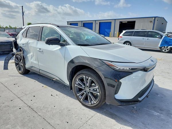 2023 TOYOTA BZ4X