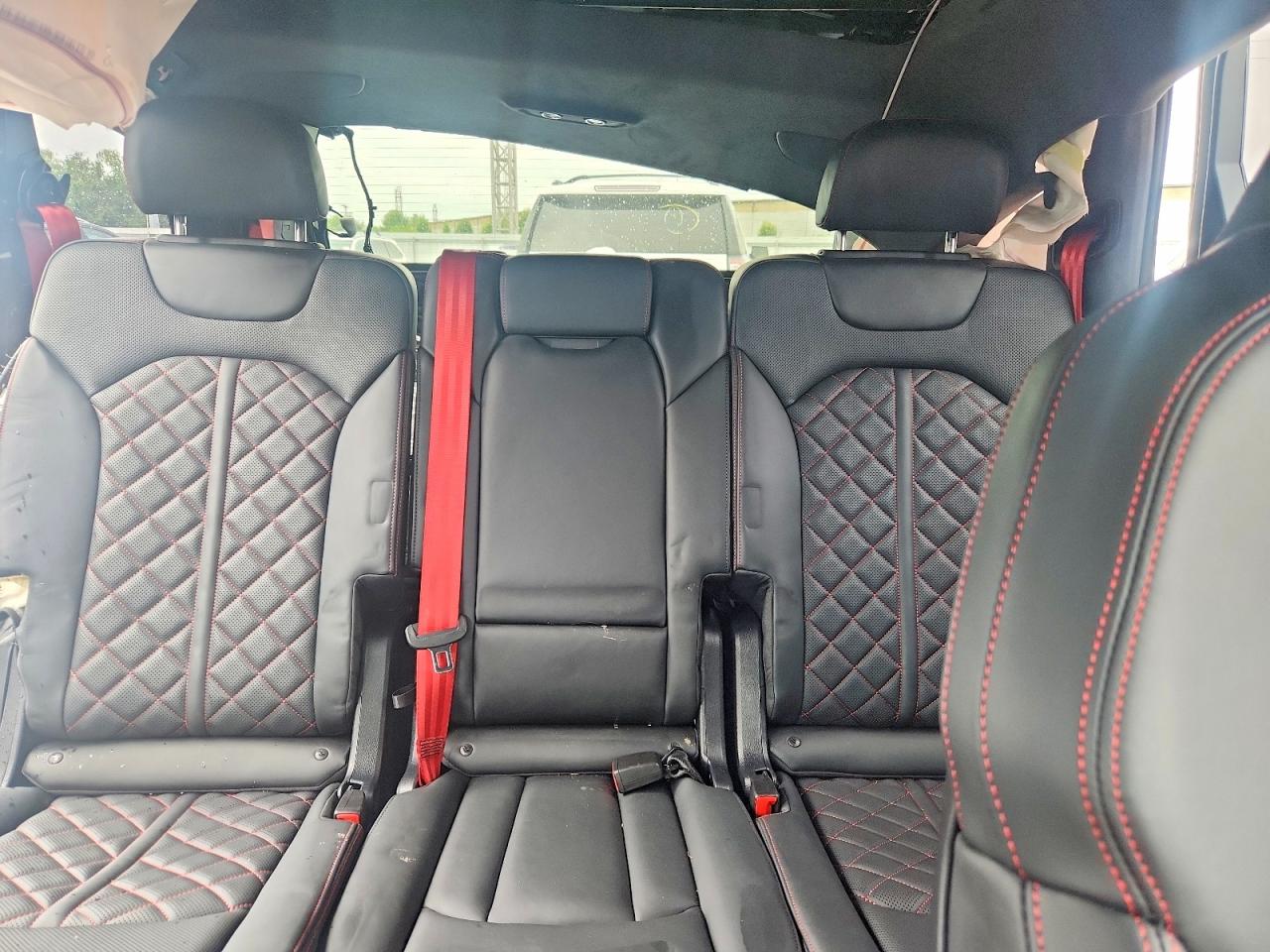 2025 AUDI SQ7 quattro Prestige