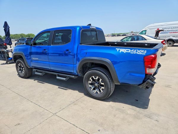 2017 TOYOTA TACOMA
