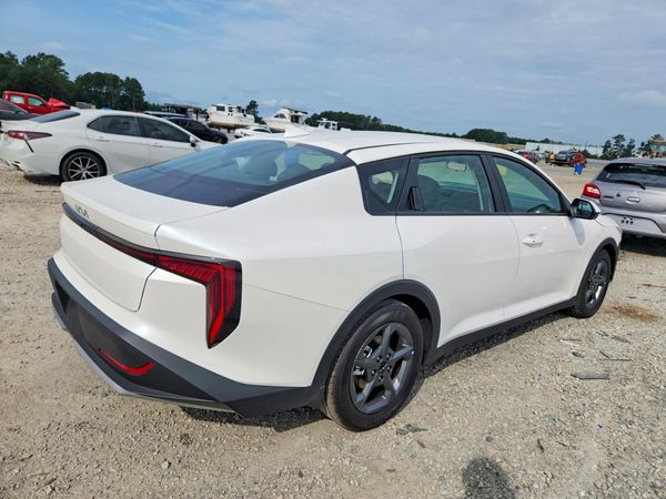 2026 KIA K4 LX, LXS