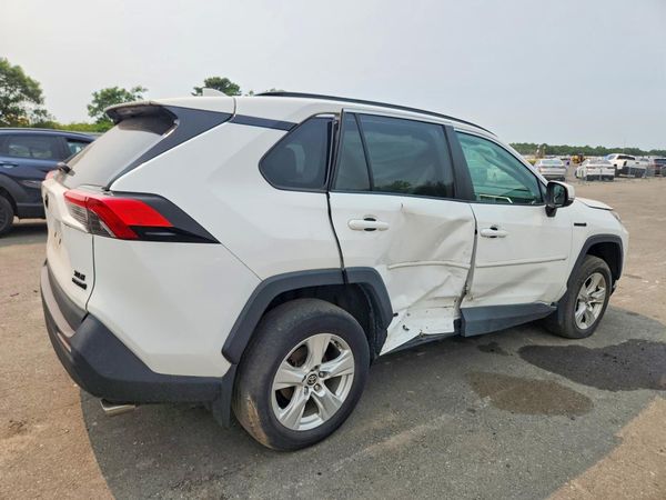 2021 TOYOTA RAV4 XLE HV