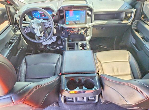 2024 FORD F150