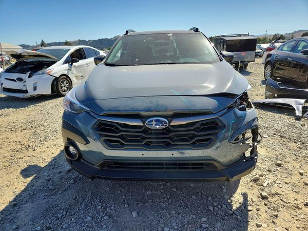 2025 SUBARU CROSSTREK