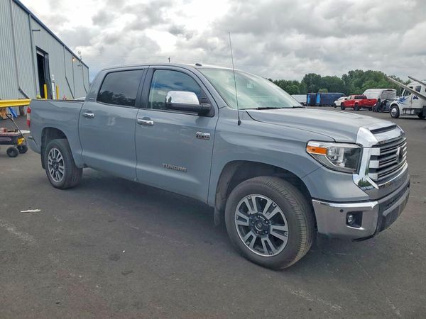 2018 TOYOTA TUNDRA Limited