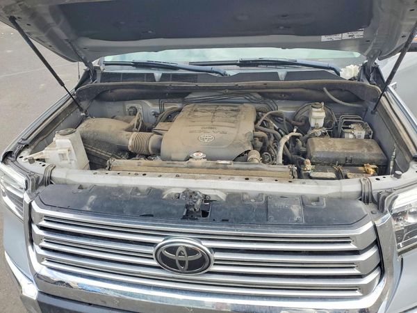 2018 TOYOTA TUNDRA Limited