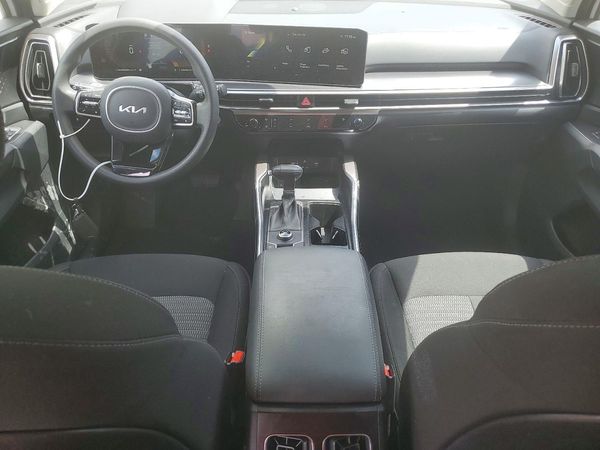 2025 KIA SORENTO LX