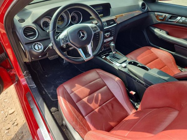 2012 MERCEDES-BENZ C