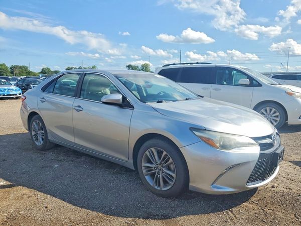 2015 TOYOTA CAMRY