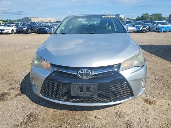 2015 TOYOTA CAMRY