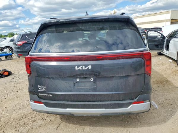 2025 KIA CARNIVAL