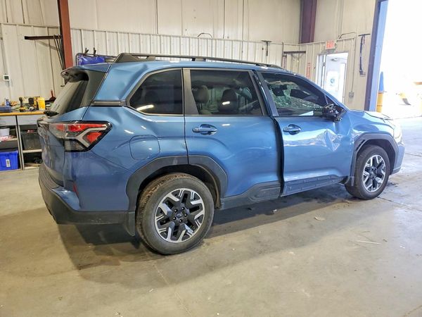2025 SUBARU FORESTER