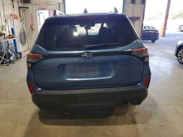 2025 SUBARU FORESTER