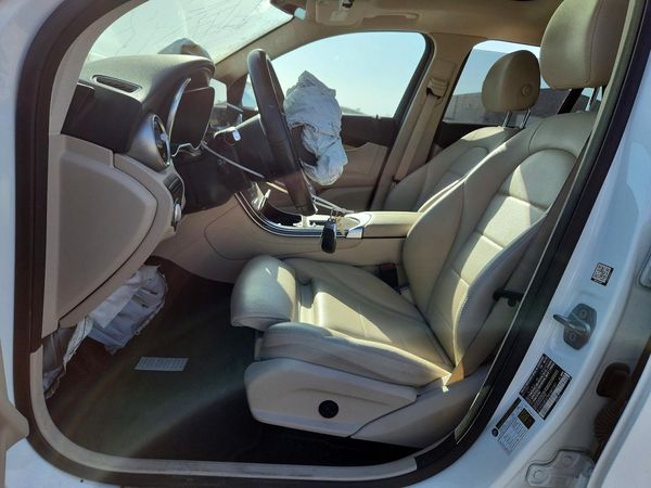 2021 MERCEDES-BENZ GLC GLC300-4M