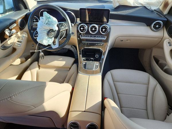 2021 MERCEDES-BENZ GLC GLC300-4M