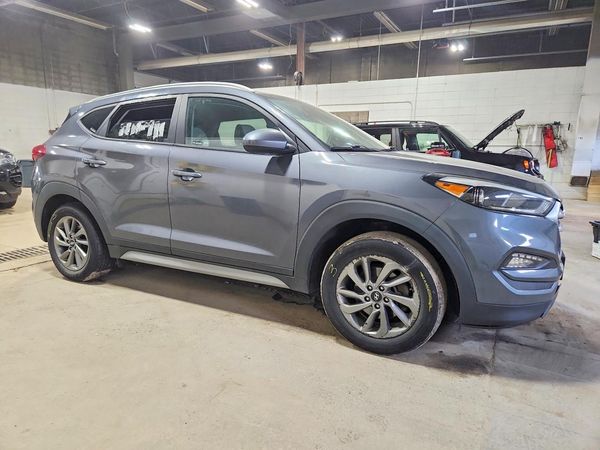 2017 HYUNDAI TUCSON