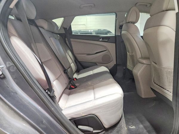2017 HYUNDAI TUCSON