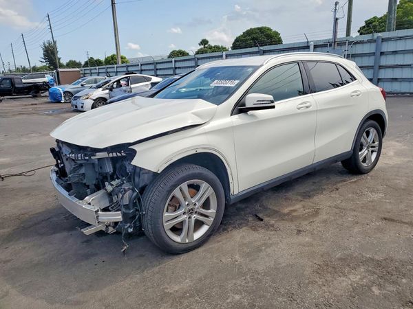 2018 MERCEDES-BENZ GLA GLA250